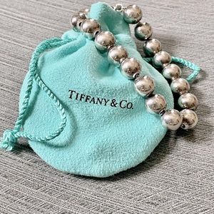🌟HOST PICK🌟🤍Tiffany & Co. HardWear Ball Bracelet